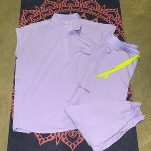 Figs Lavender Scrub Top and Jogger Set
*hemmed* bottoms